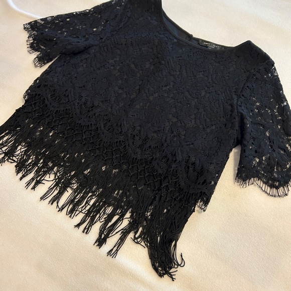 Romeo & Juliet Couture Lace Layered Fringe Short Sleeve Crop Top, Size S - Picture 8 of 16